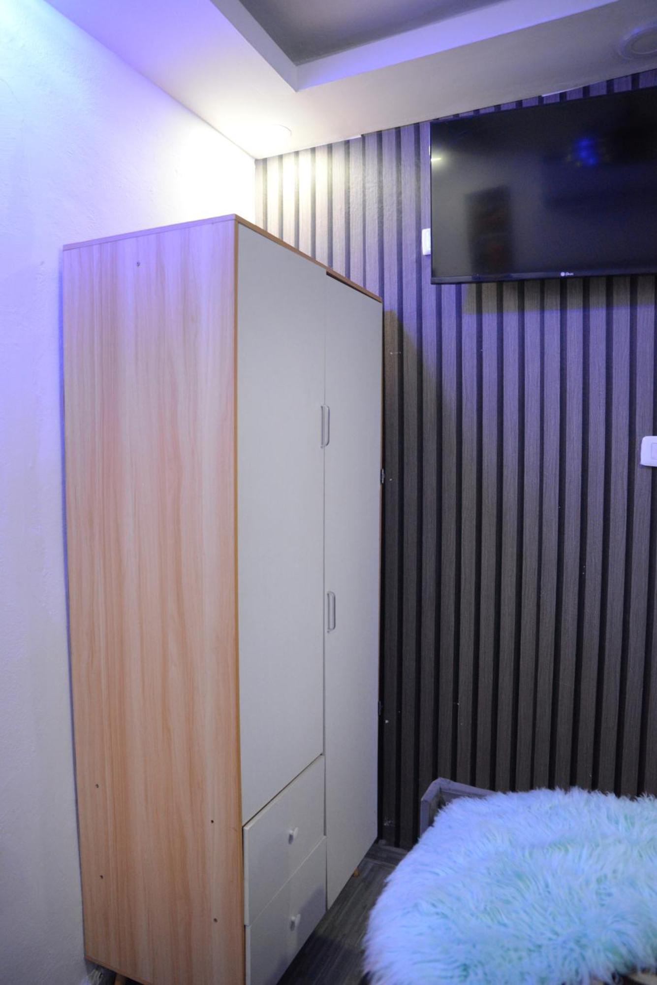 Apartamentos De 1 2 Y 3 Habitaciones ซานติอาโก เด ลอสกาบาเญโรส ภายนอก รูปภาพ